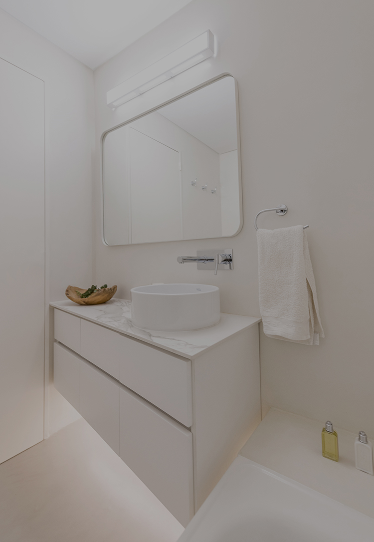 Sanitarios, Bañeras, Vanitorys, Espejos y otros ferrum